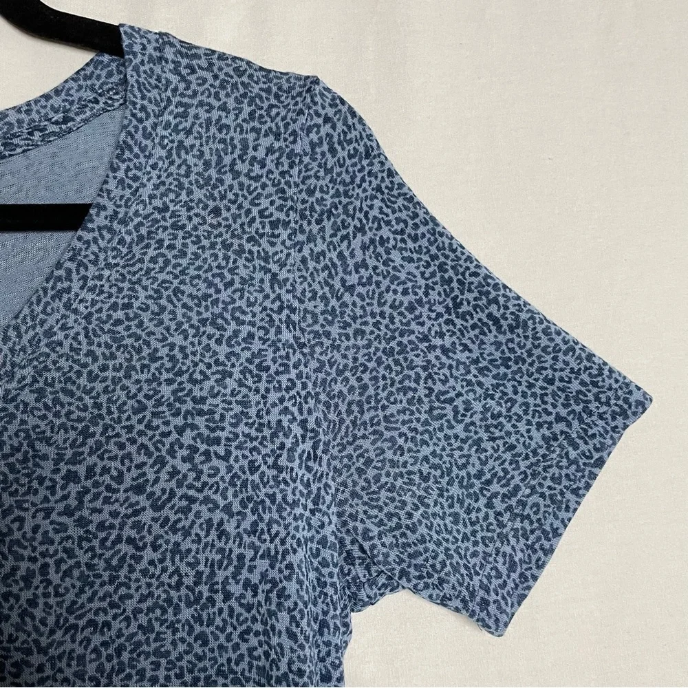 Athleta Soft Modal Blend Breezy Scoop V Tee in Blue Leopard - Picture 4 of 13